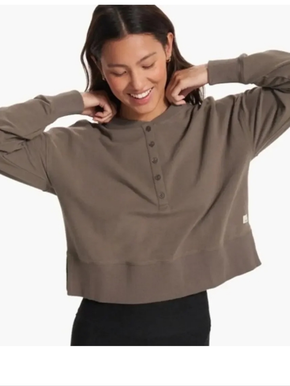 Vuori Laguna Henley In Cocoa Heather Organic Cotton Long Sleeve Msrp $118